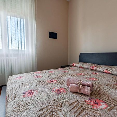 Luxury House Near Train Station Appartement Livorno Buitenkant foto