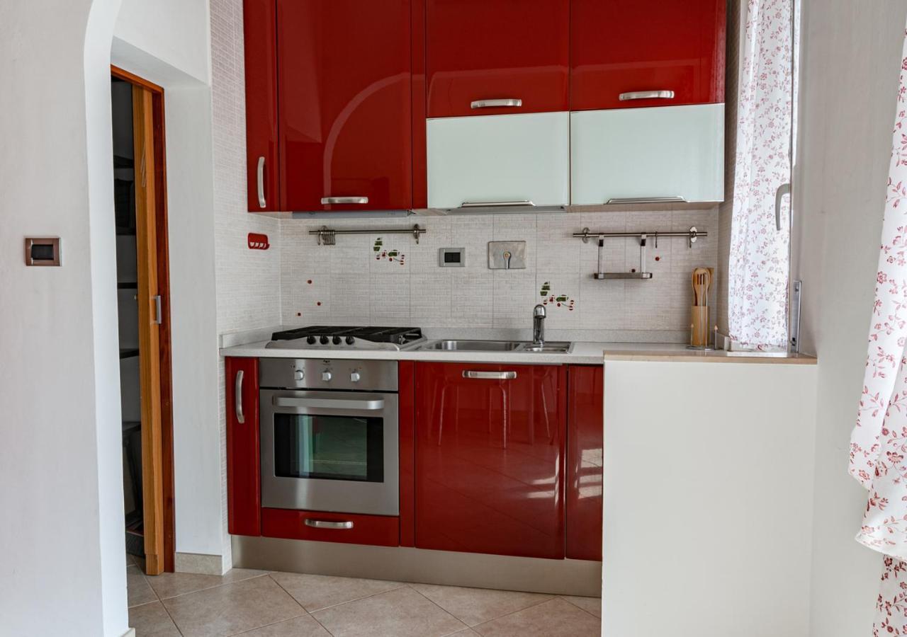 Luxury House Near Train Station Appartement Livorno Buitenkant foto